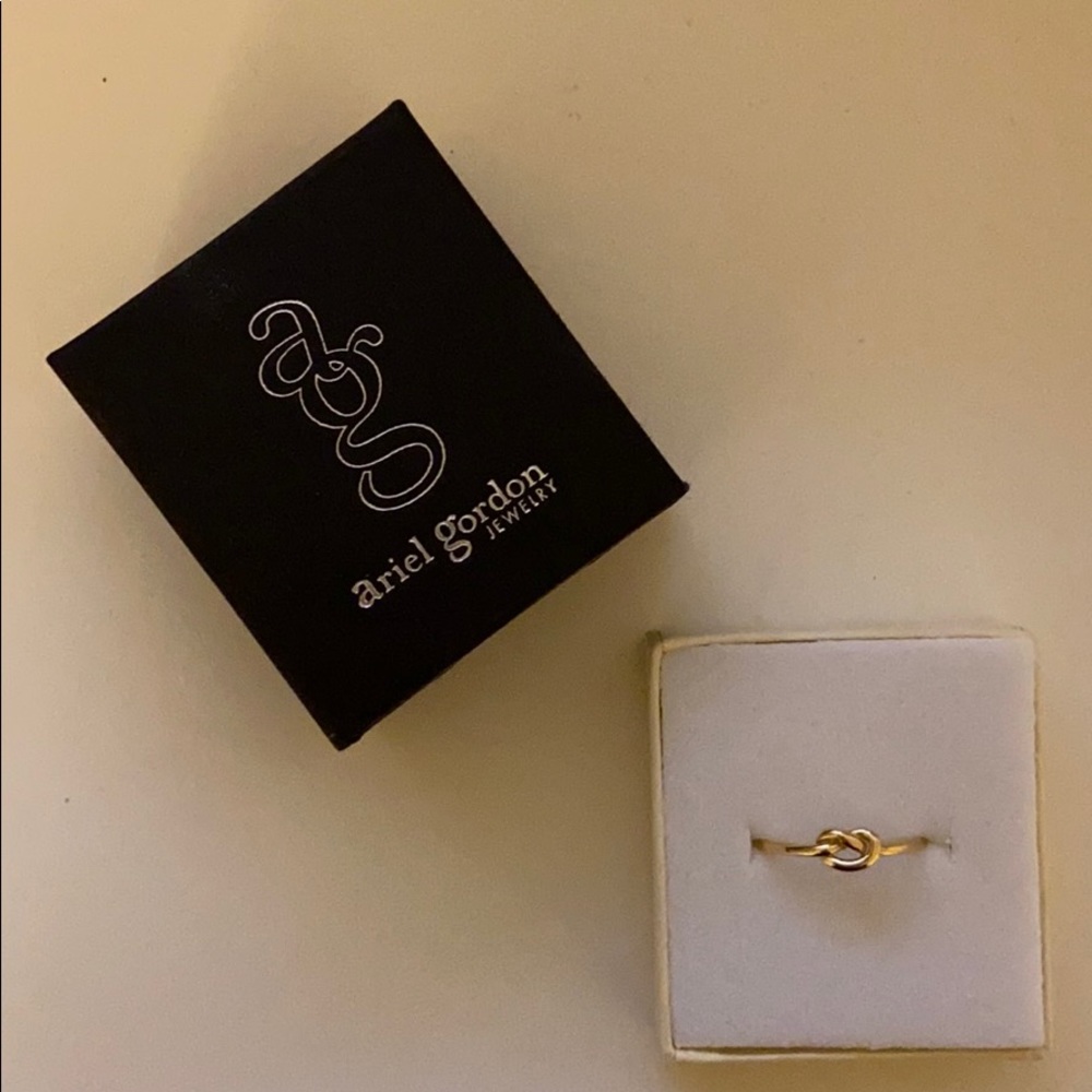 Ariel Gordon Jewelry Love Knot Ring Gold Size 5.5